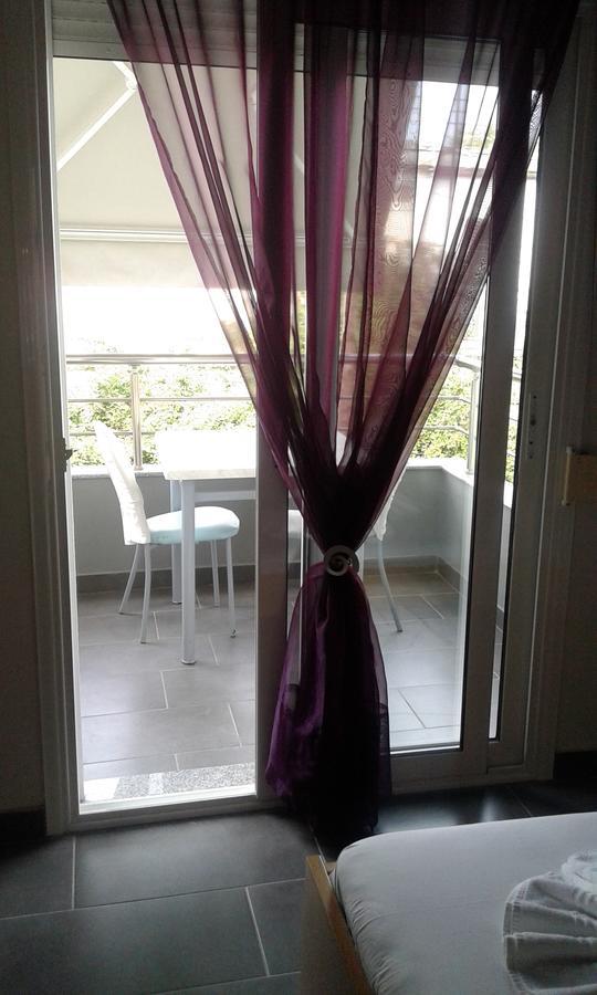 Gia Banaki Hotel Leptokaryá Buitenkant foto